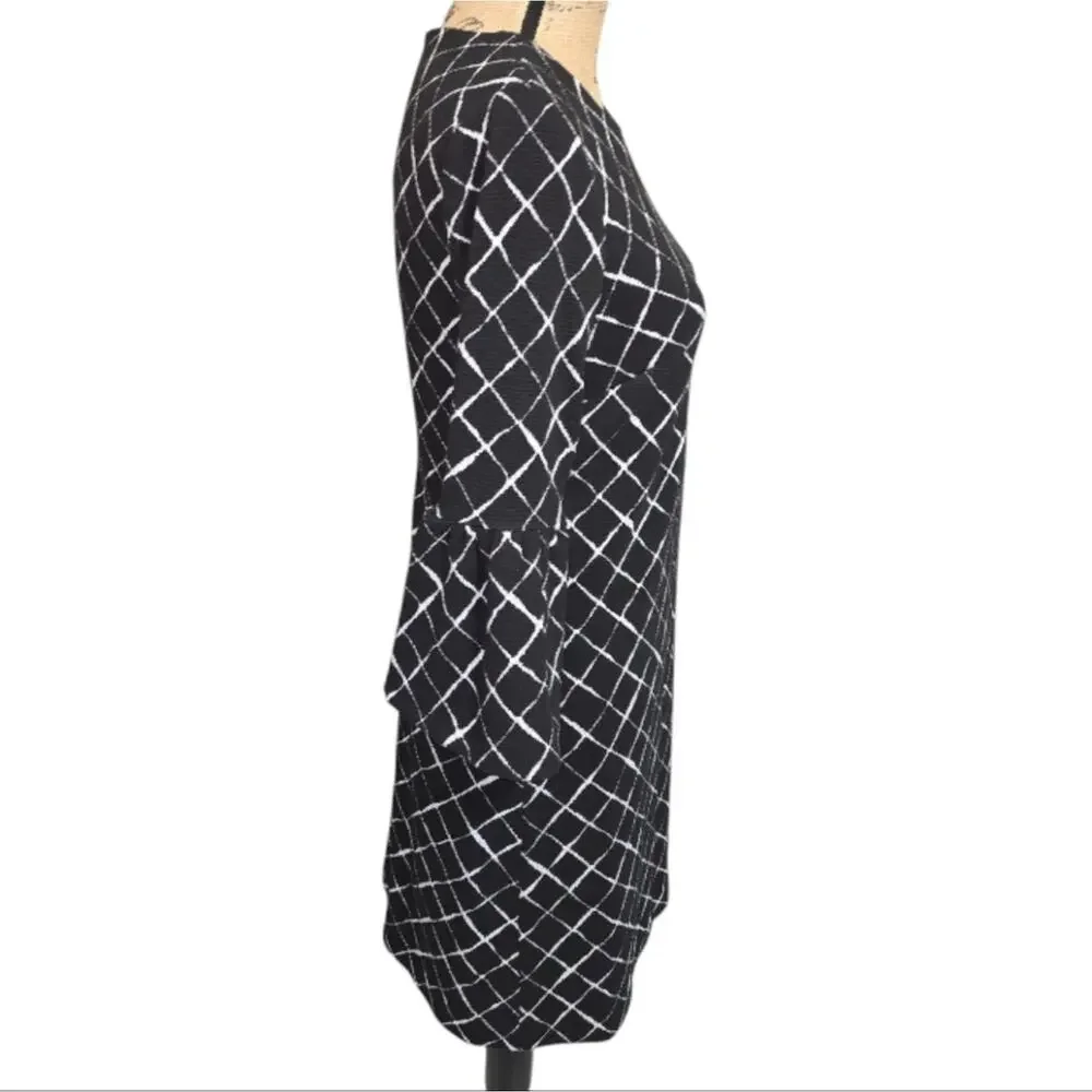 Calvin‎ Klein Bell Sleeve Elegant Black and White Checkered Dress Size 4